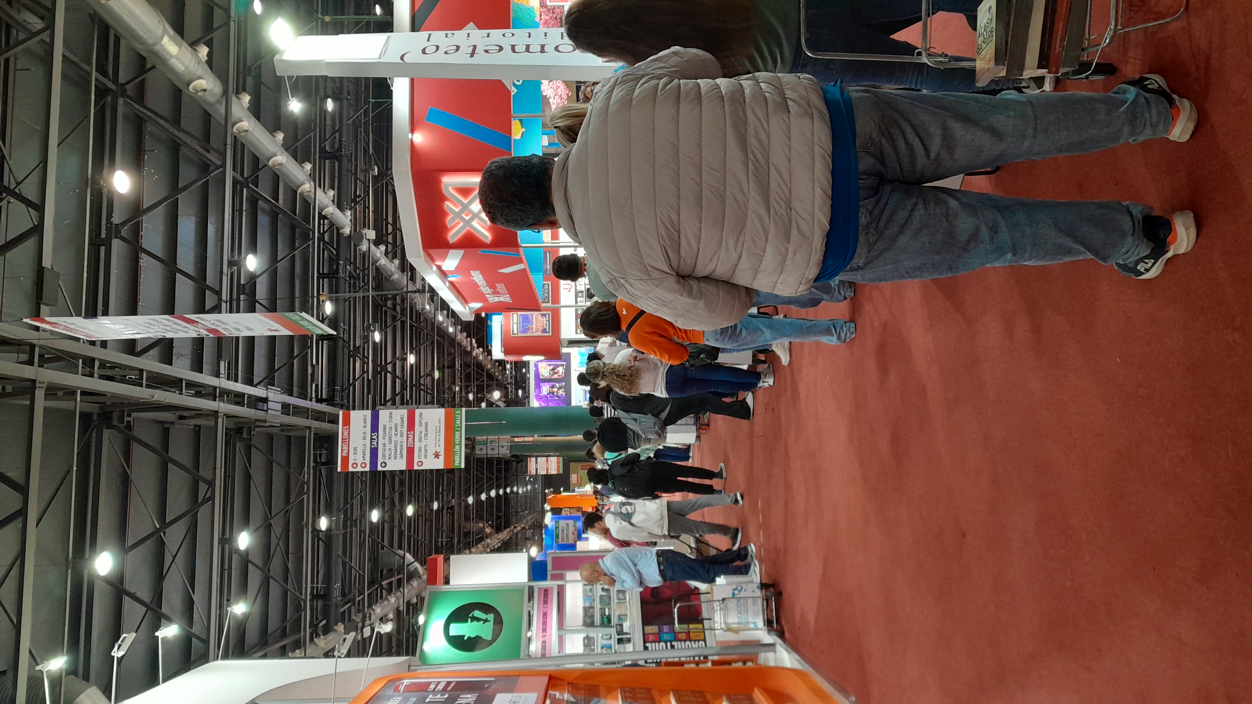 Más de 800 libros nuevos en la Biblioteca Popular