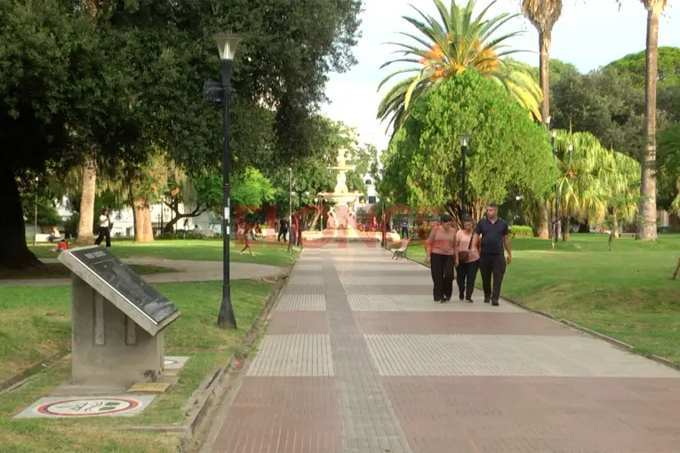 Concejales aprobaron por unanimidad el cambio de nombre de la Plaza Alvear