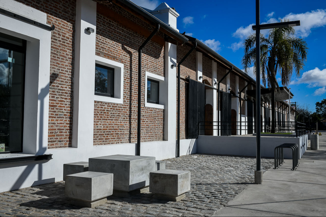 Se reinaugura el Centro Cultural Juan L. Ortiz