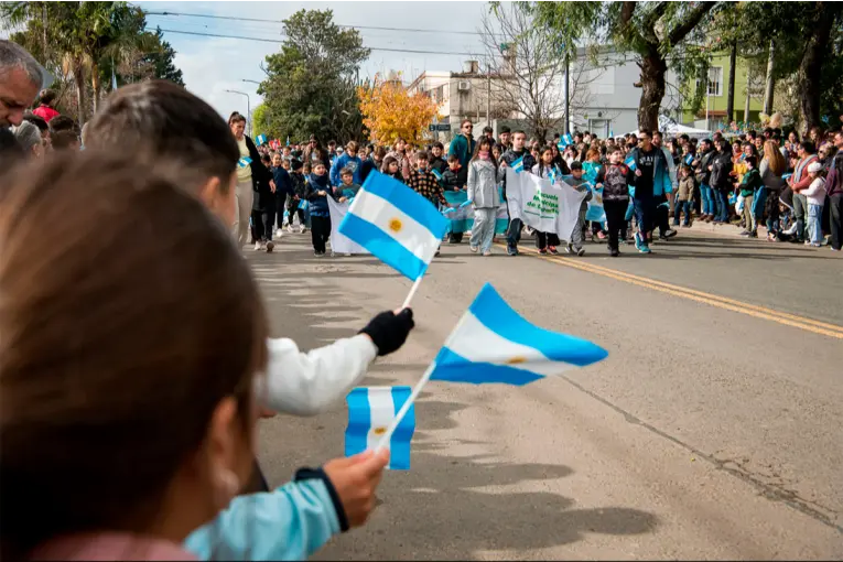 Paraná celebrará el Día de la Independencia con gala artística y desfile cívico-militar
