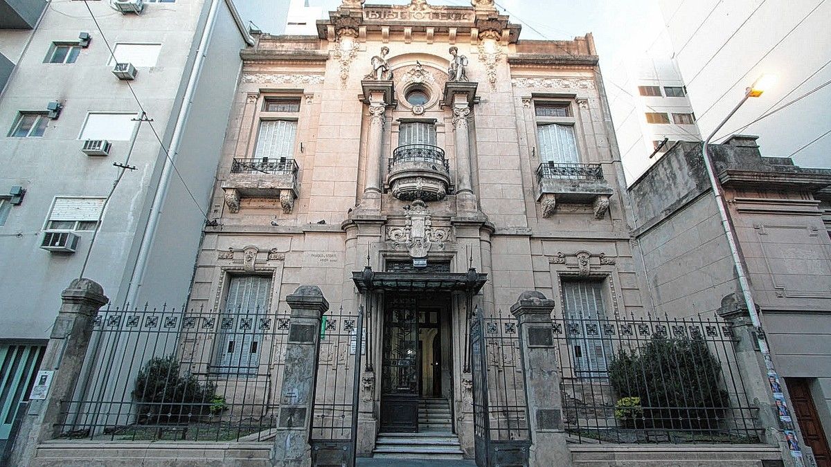 Se inaugura un nuevo ciclo de lectura en la Biblioteca Popular
